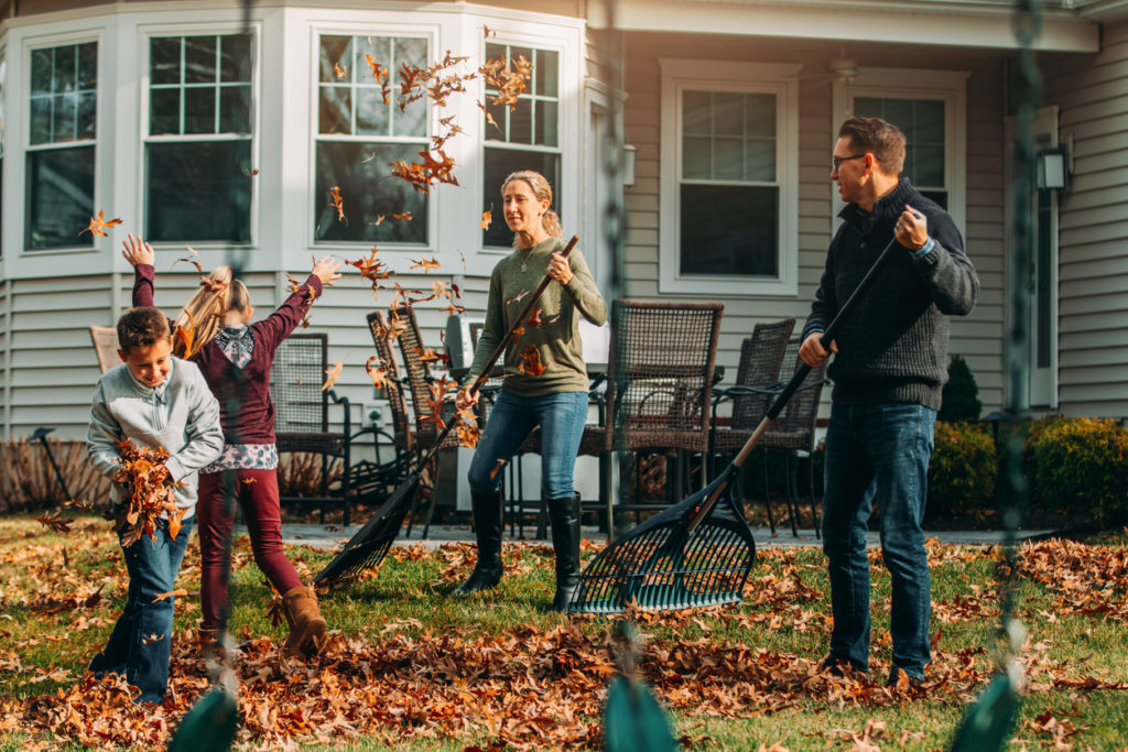 It’s About Time! How Moms and Dads Can Share Housework and Childcare Equally